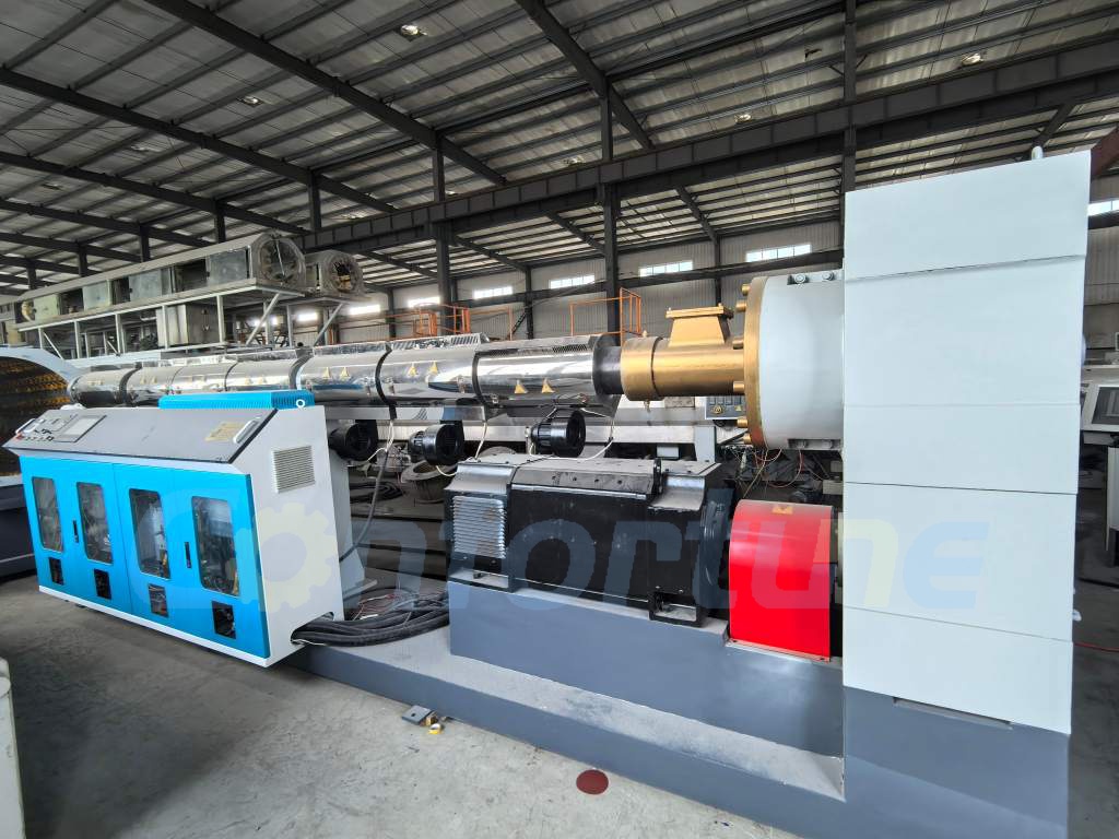 450–800mm 3-Layer Co-extrusion HDPE Pipe Production Line