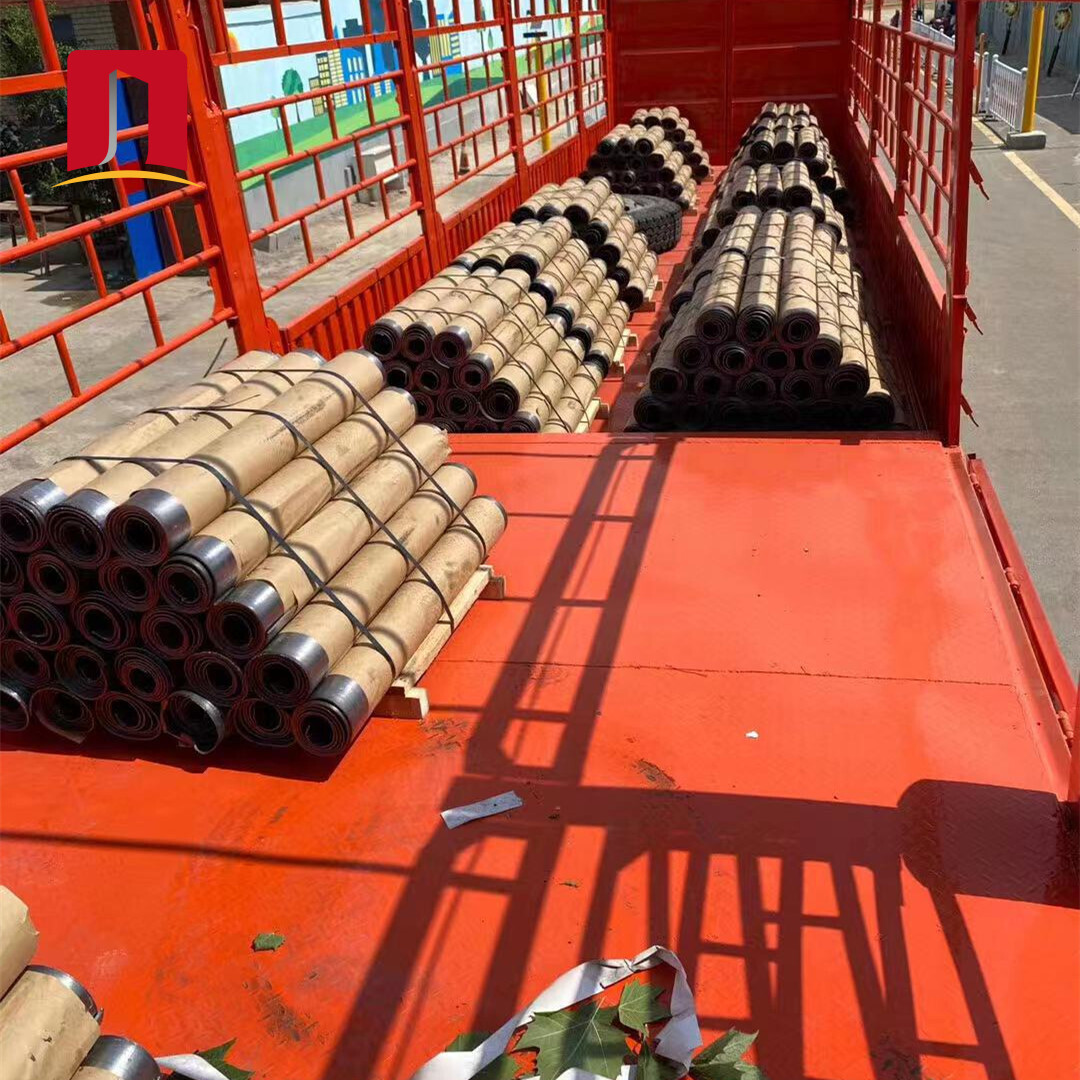 Lead roll
