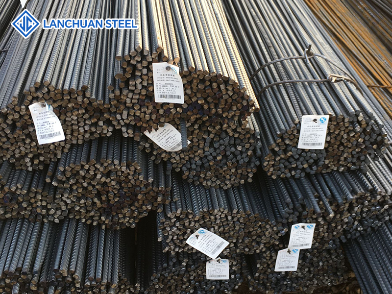 Carbon steel screw