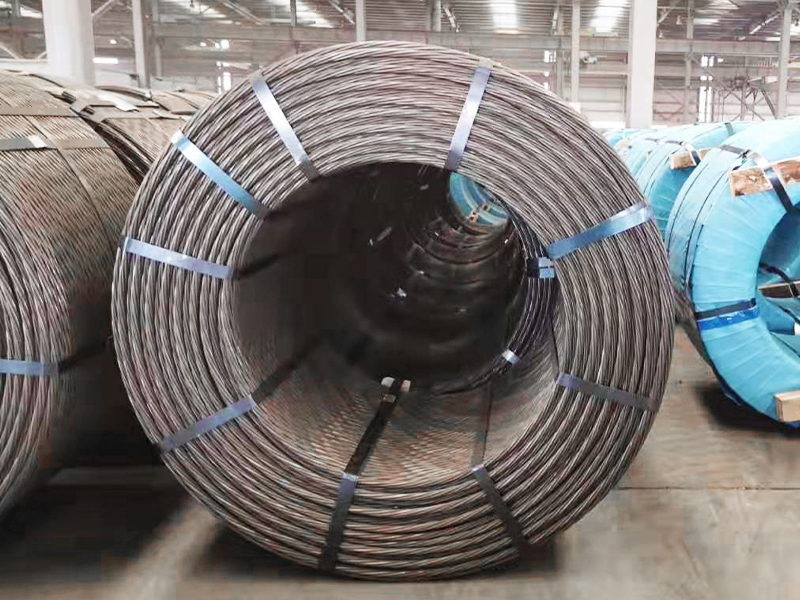 Hot dip galvanized steel strands are not easily deformed, and foundation reinforcement is widely used