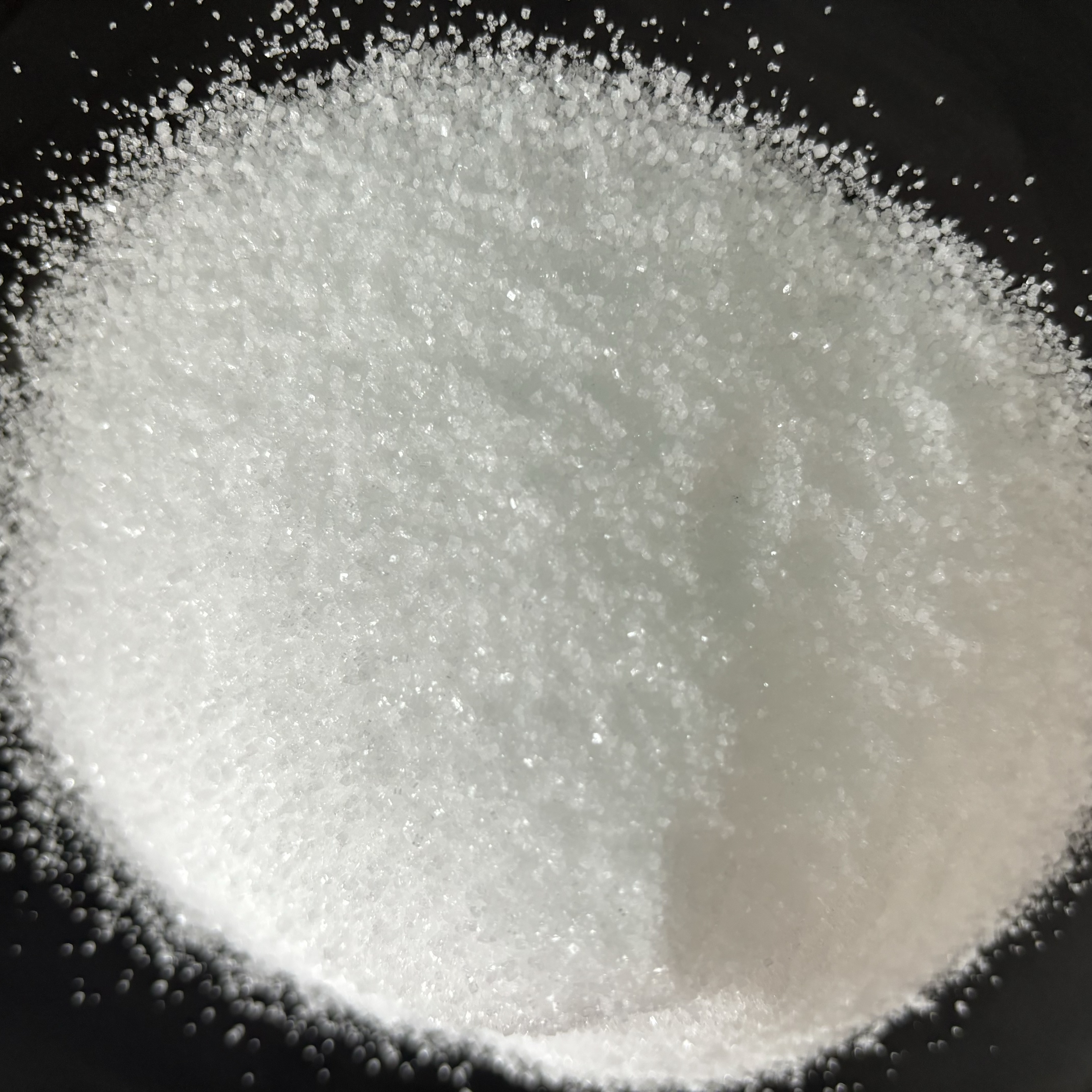 thiourea (NH2)2CO