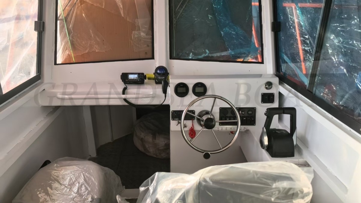 Vedette de police militaire à grande vitesse Grandsea 9.6m à vendre
