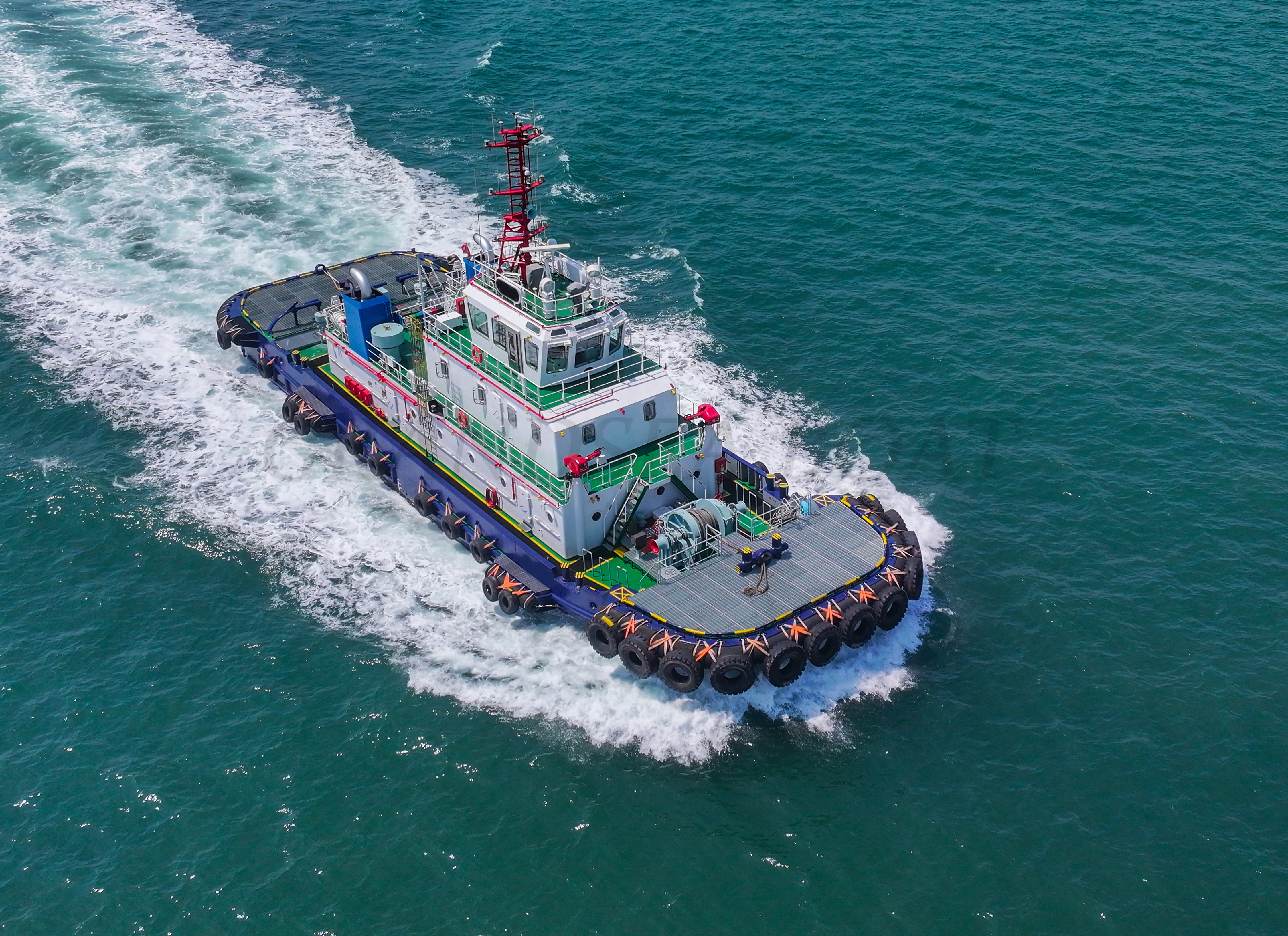 Remorqueur polyvalent Grandsea 41m 7000hp avec force de traction de 87t à vendre