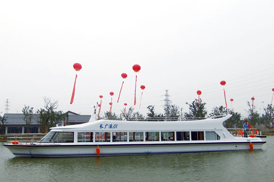 Chine 25m FRP Day Commercial 120 passagers Ferry Boat à vendre