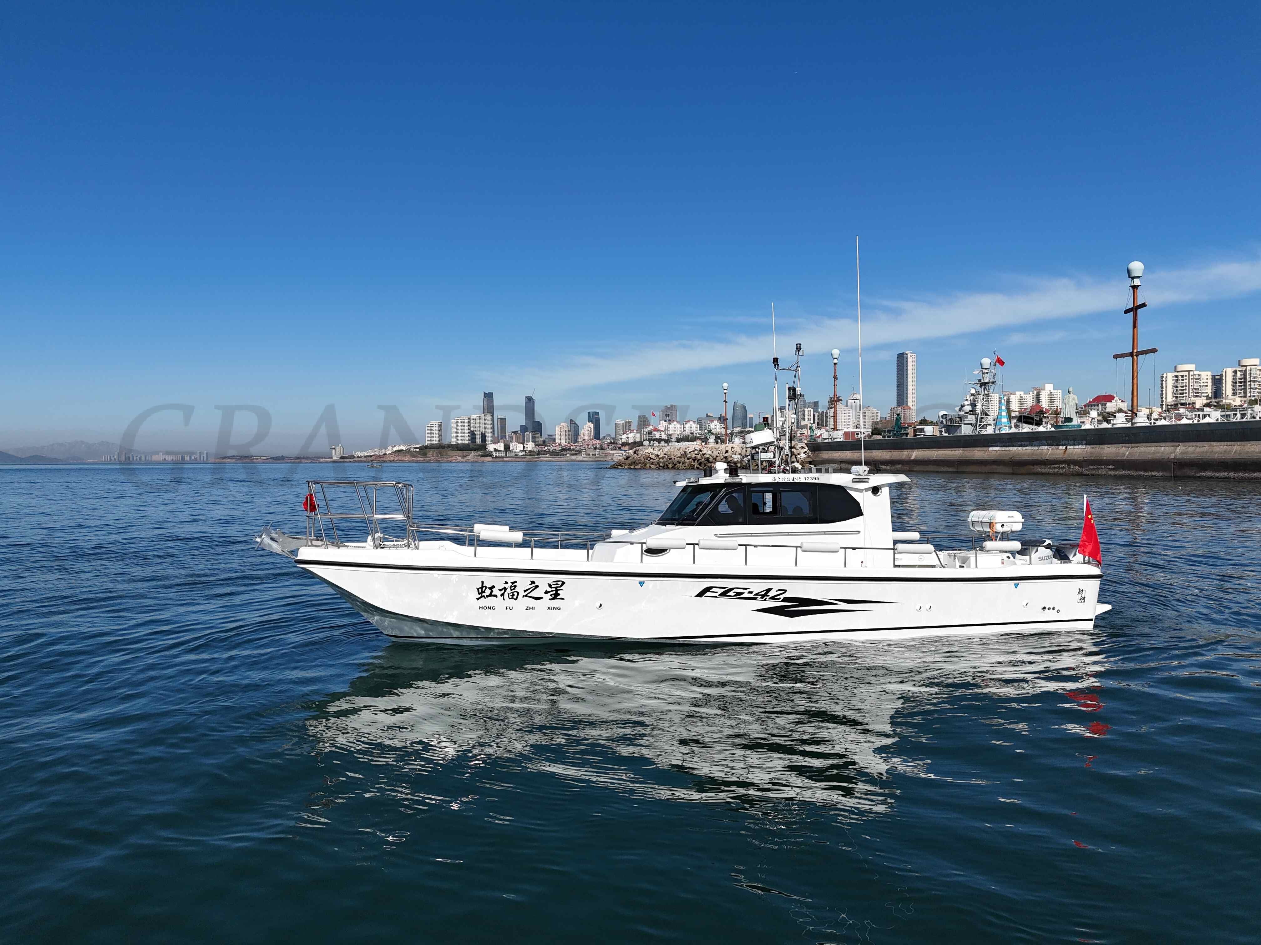 قارب صيد متعة من الألياف الزجاجية Grandsea 42 قدم للبيع