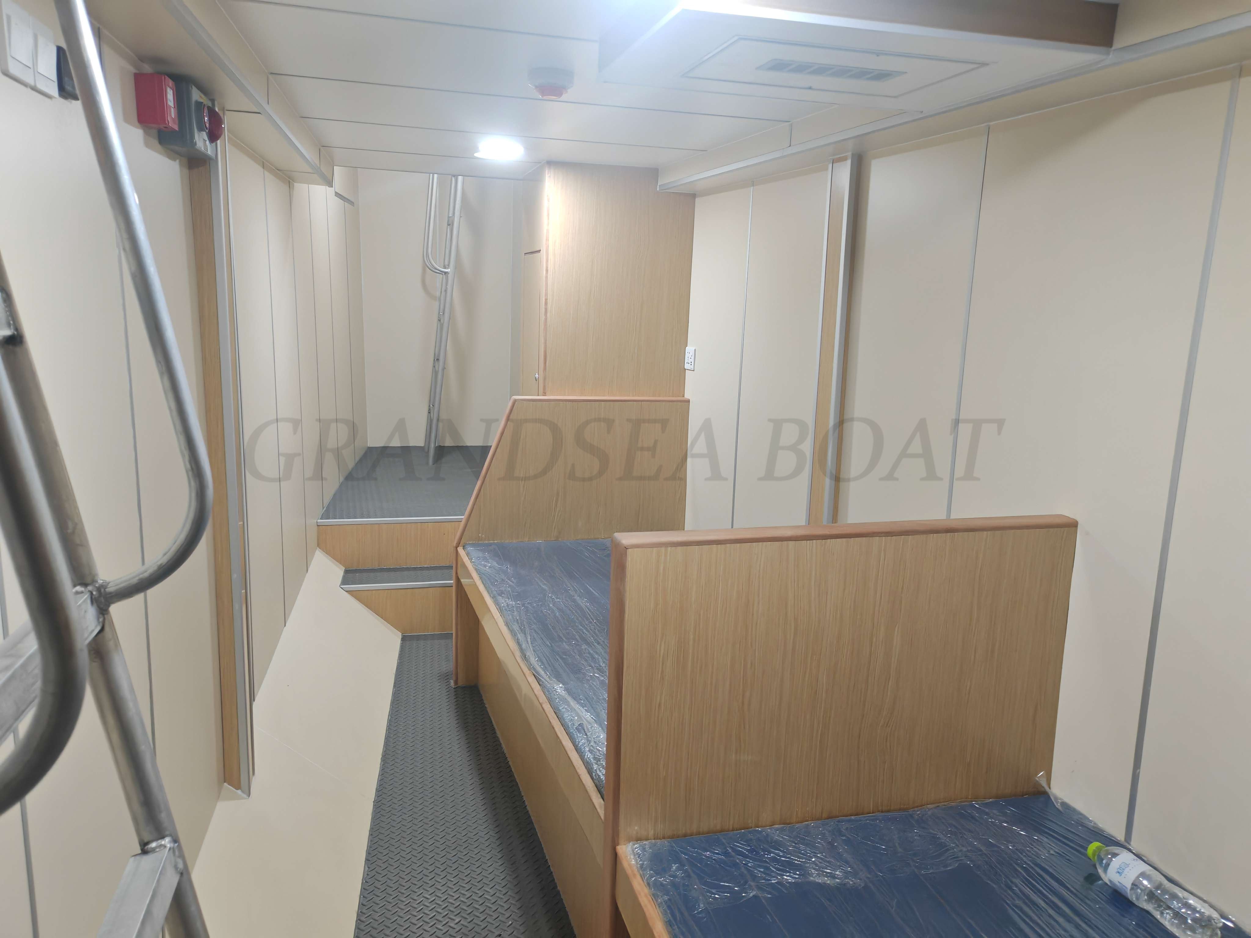 Barco turístico de aluminio Grandsea 21m 120 plazas Barco de pasajeros Ferry turístico en venta