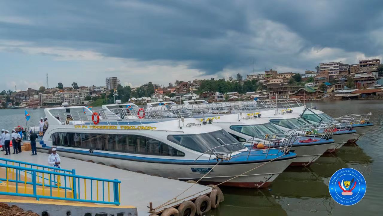 Formación de capitanes y mecánicos en Congo.RD
