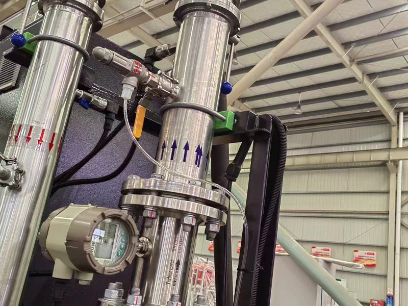 Turbine flowmeter