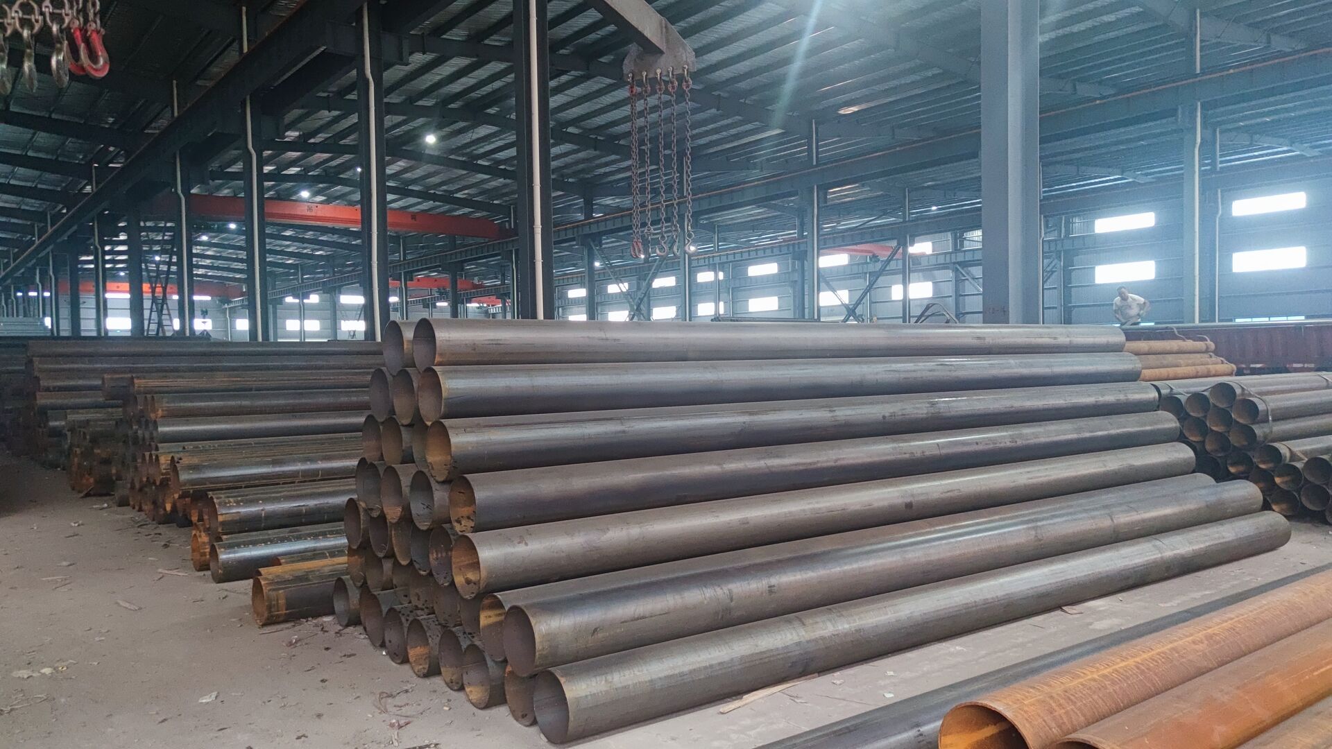 Steel pipe/tube