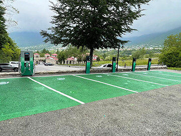 Station de recharge pour voiture électrique Teison AC&DC en Arizona, 2024