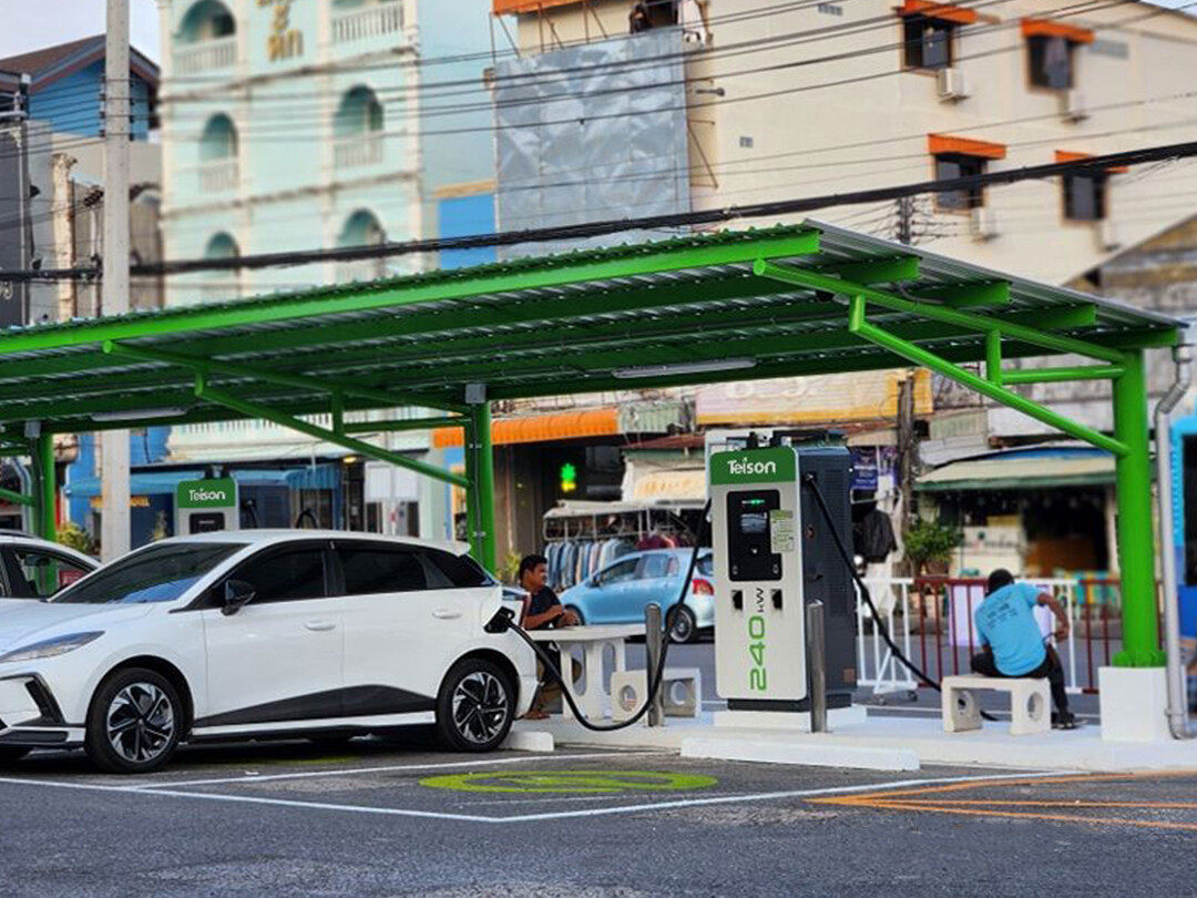 Stazione di ricarica rapida Teison DC Pro 240kw in Thailandia, 2025 Stazione di ricarica rapida Teison DC Pro 240kw in Thailandia, 2025