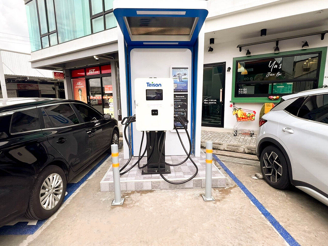 Stazione di ricarica Teison 40kw dual plug ev PTT OR in Thailandia, 2025 Stazione di ricarica Teison 40kw dual plug ev PTT OR in Thailandia, 2025