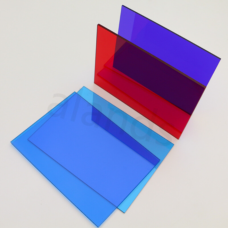 Polycarbonate Sheets for Roofing, Greenhouse & Indoor Partition Use