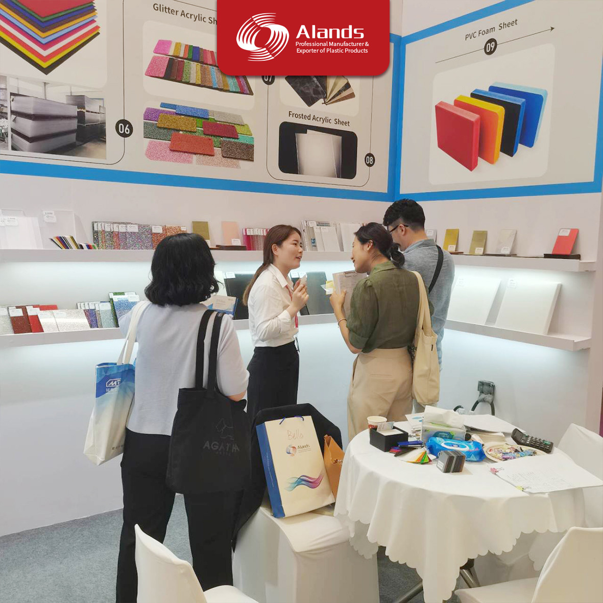 上海展会4.jpg