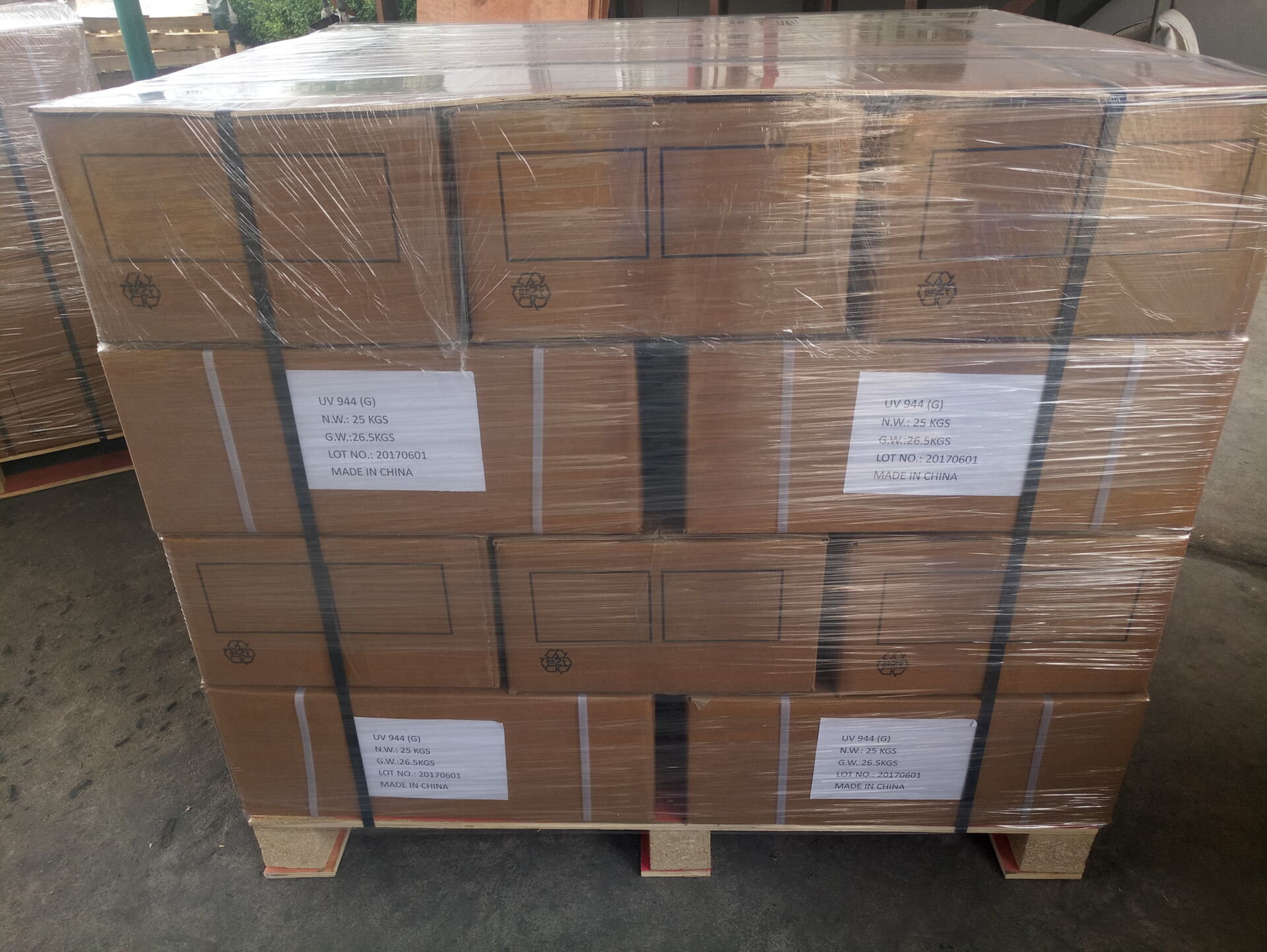 Light stabilizer 770/HALS-770 CAS 52829-07-9