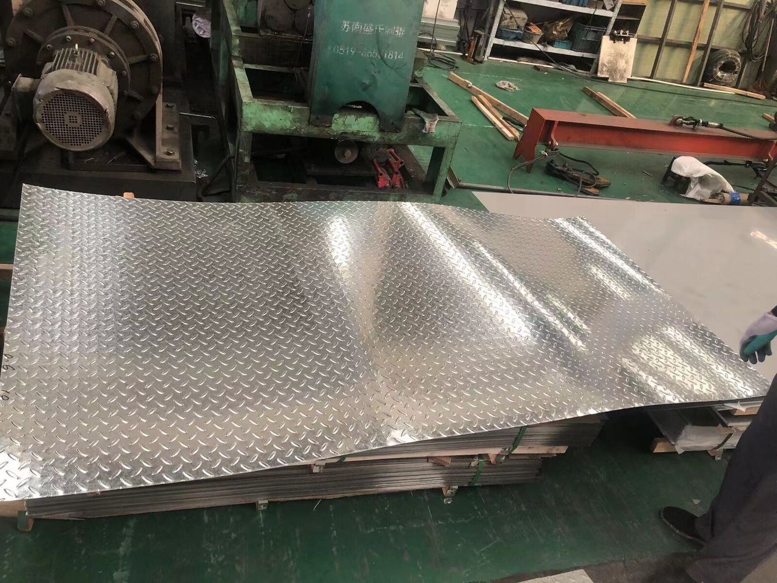 WUXI LEKANGHAO STEEL CO., LTD