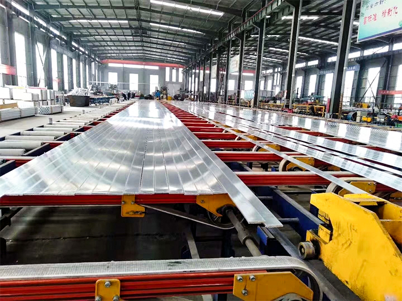 Aluminum row