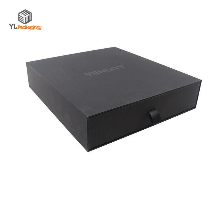 custom clothing boxes front