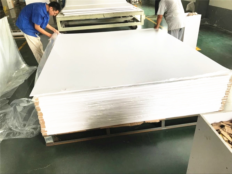 لوح الرغوة PVC المقطوع لحجم السوق الإيطالي