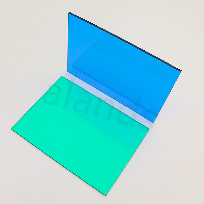 Plaques en polycarbonate 4x8 – Panneaux pleins pour toiture, serre et plus encore