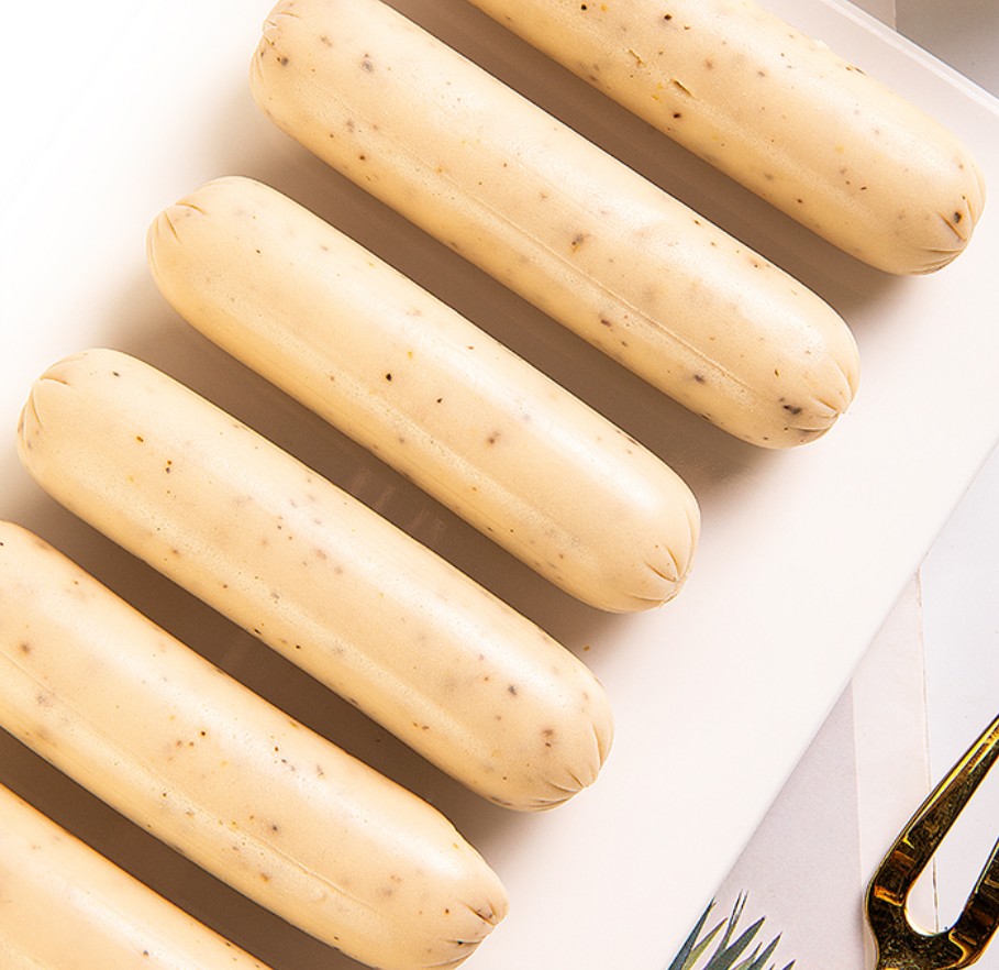 Collagen casing for chicken sausage