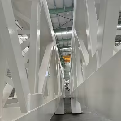 Vertical steel truss structure