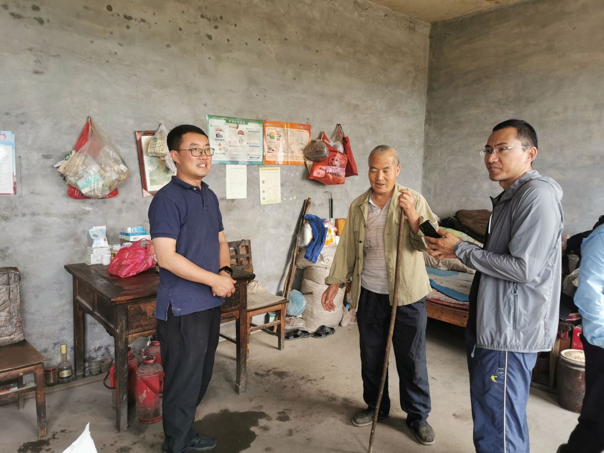 Shenghe Project sends warmth and loves to help the poor!