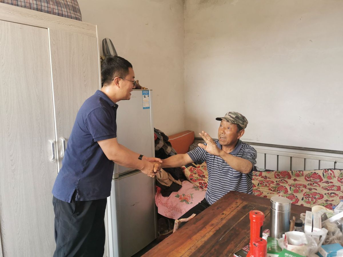 Shenghe Project sends warmth and loves to help the poor!