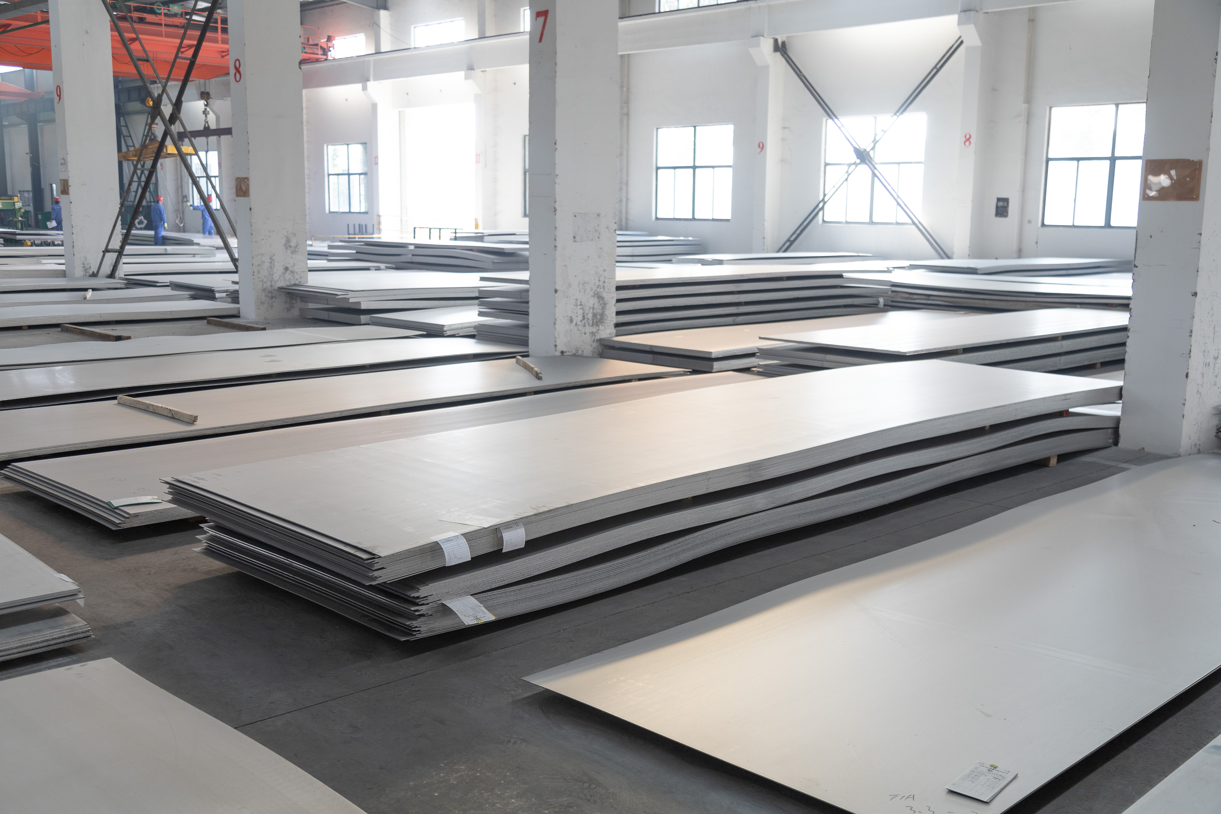 Stainless steel plate