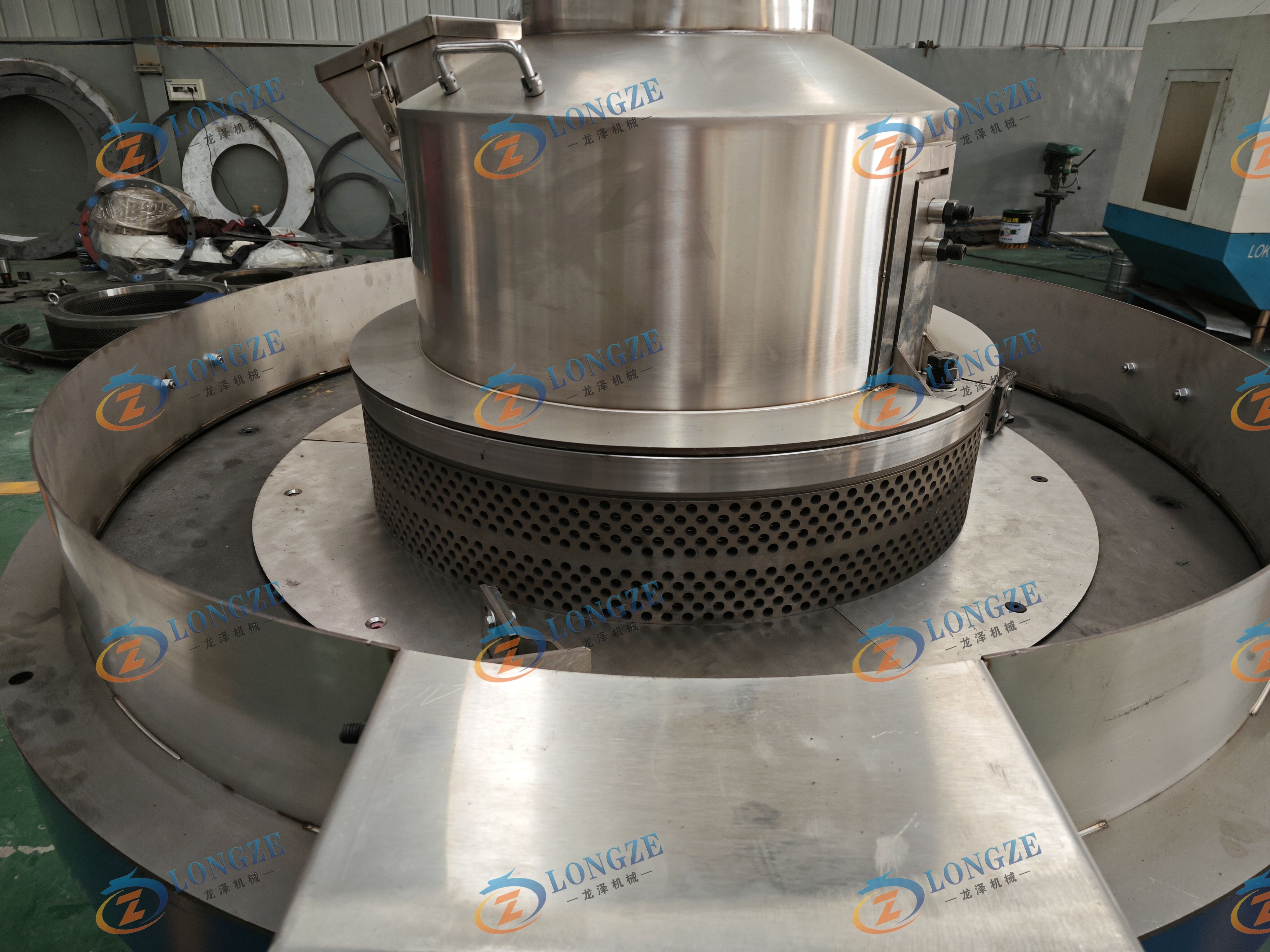 The 8th generation 132KW XGJ560 pellet machine