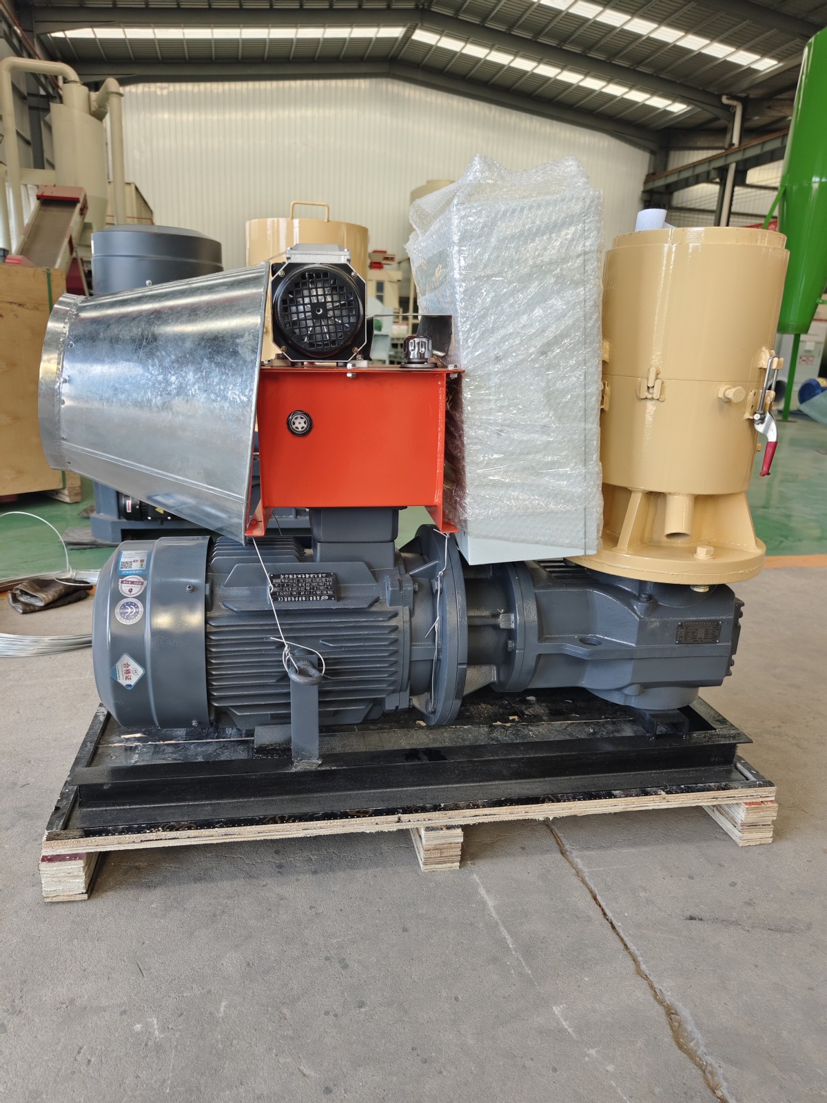 SHANDONG LONGZE ~ Flat die pellet machine export