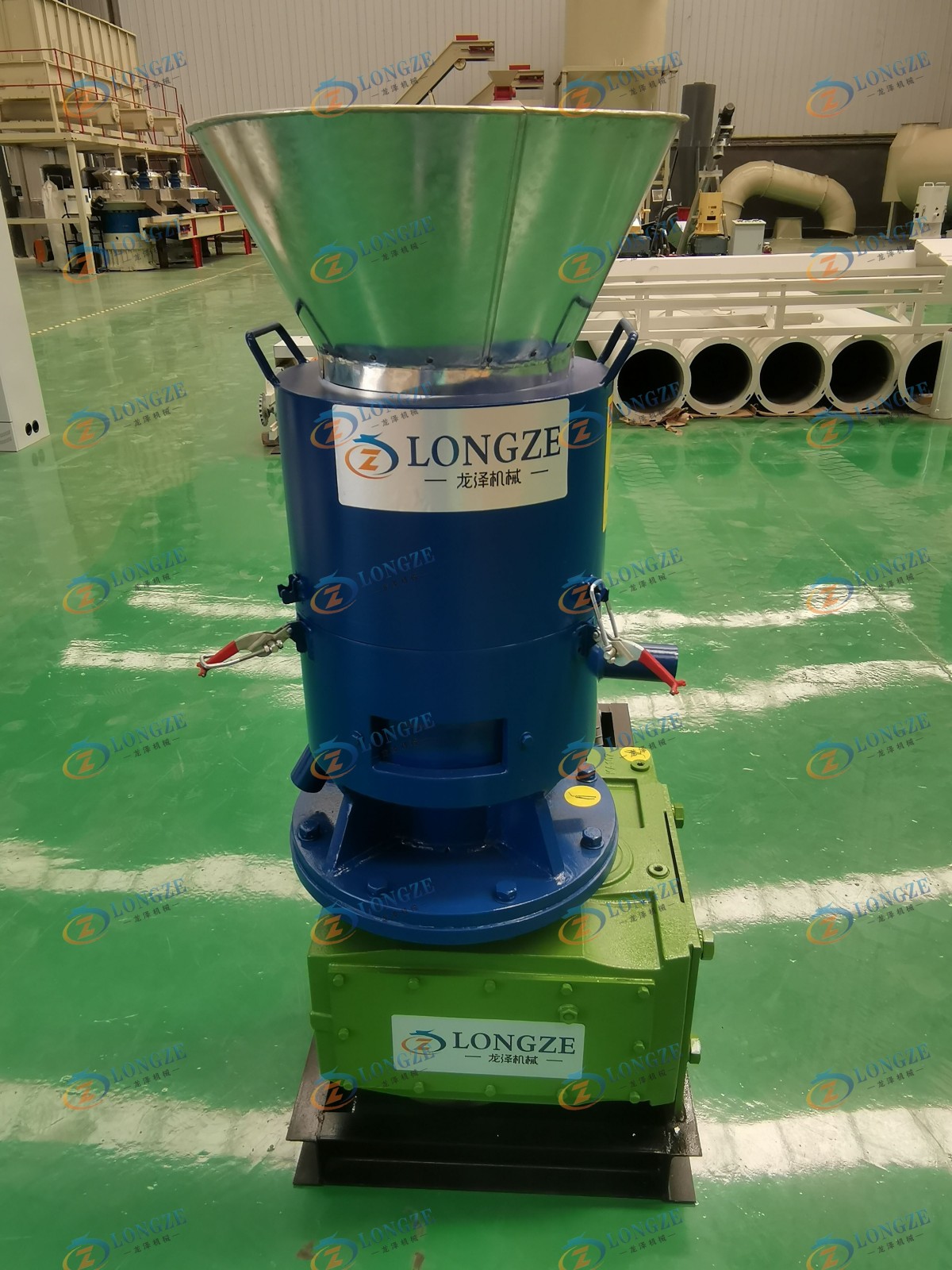 IMG_20240515_112956.jpg SHANDONG LONGZE~SAWDUST MAKING MACHINE AND PELLET MACHINE EXPORT