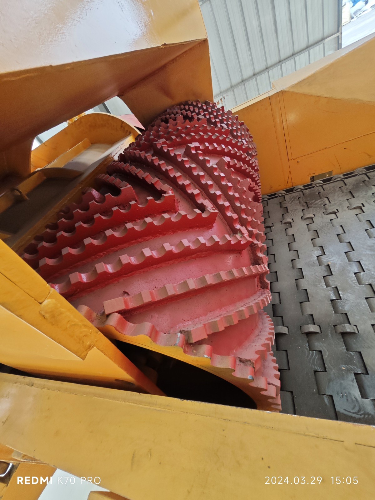 LONGZE-1400-500 COMPREHENSIVE CRUSHER EXPORT