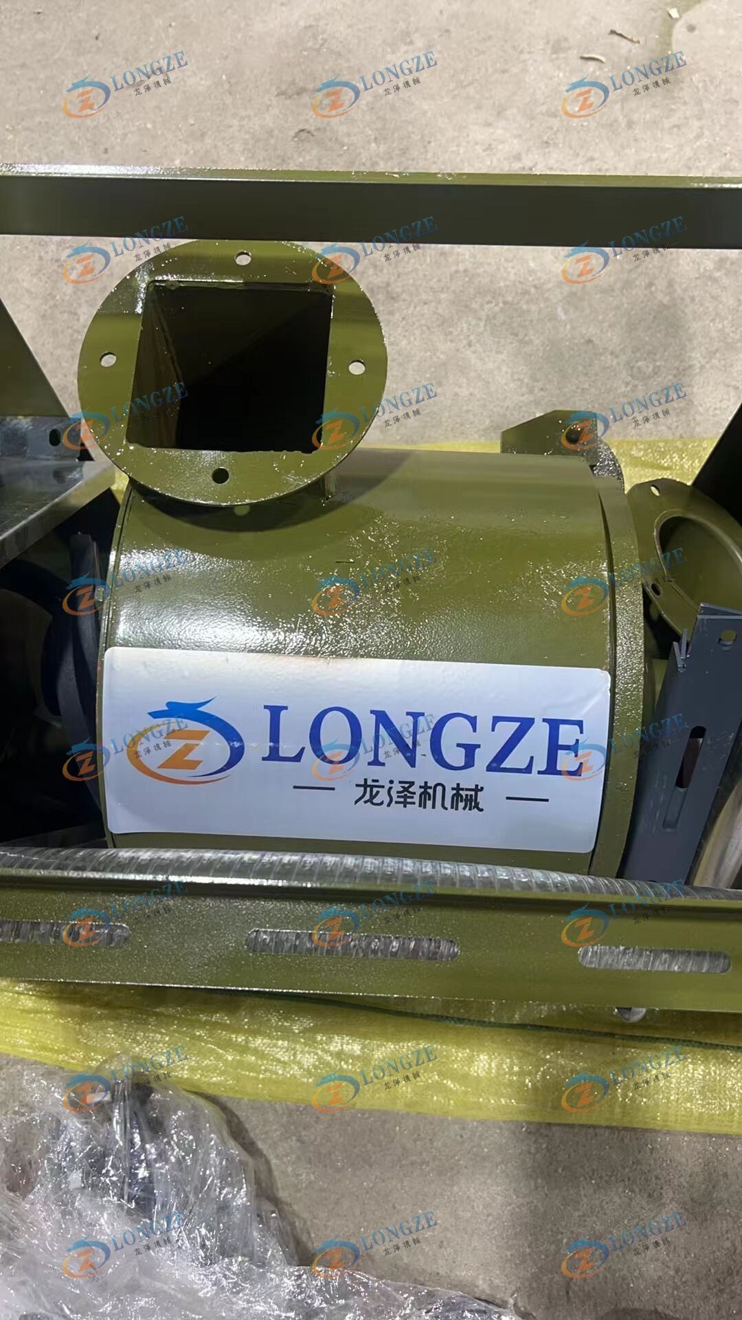 e9bb8af406031c0195400b79efc5b11.jpg SHANDONG LONGZE CZ CORN GRINDER MACHINE EXPORT