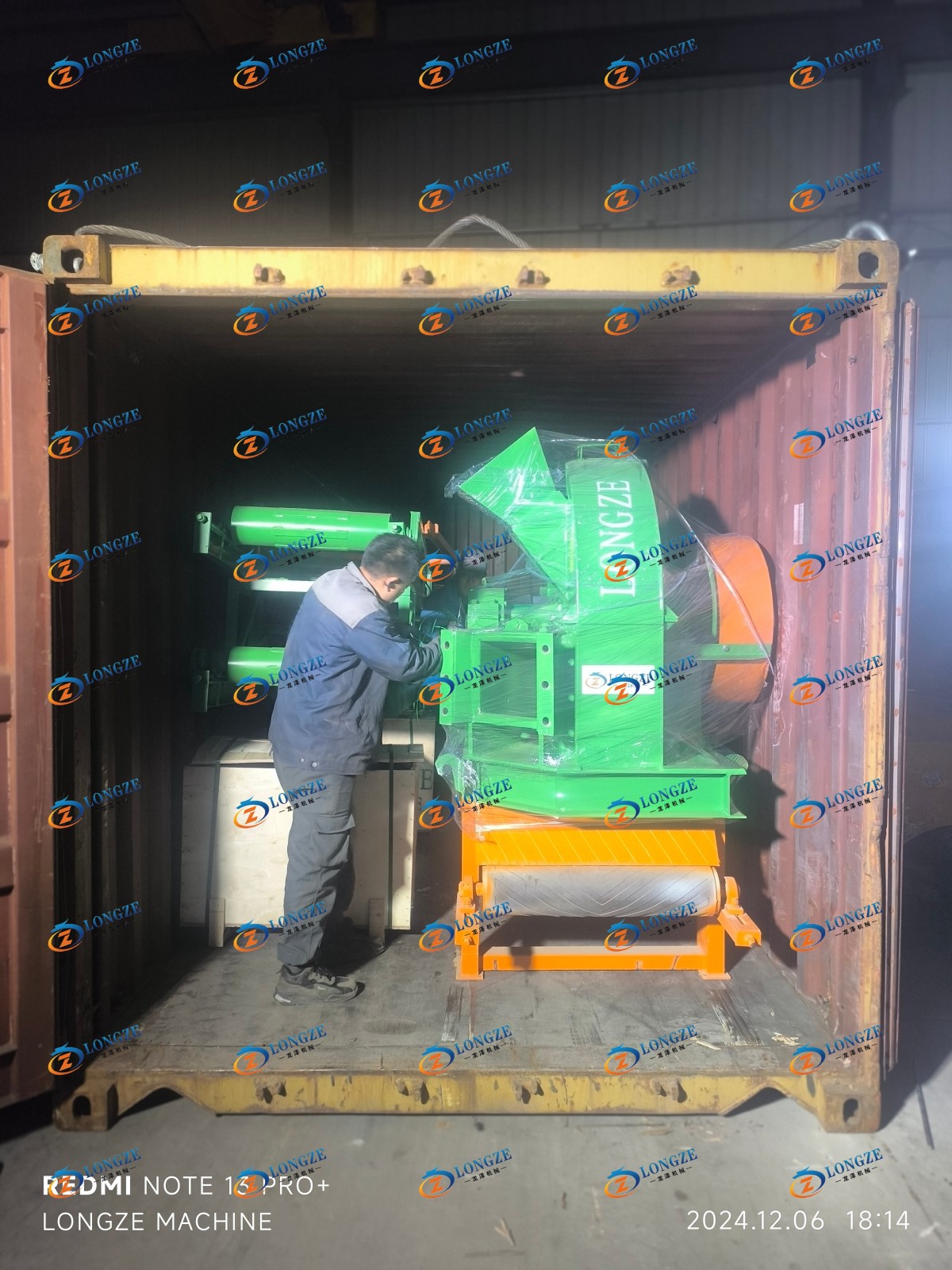 IMG_20241206_181453.jpg LONZE DISC WOOD CHIPPER EXPORTED TO SRI LANKA