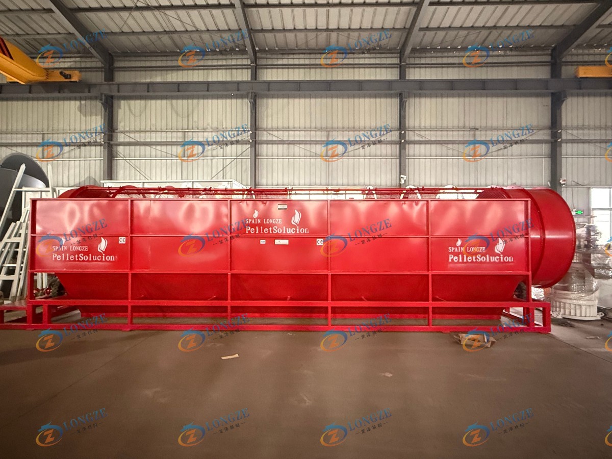 101.jpg 1.8*8m Drum Screener Shipped to Europe