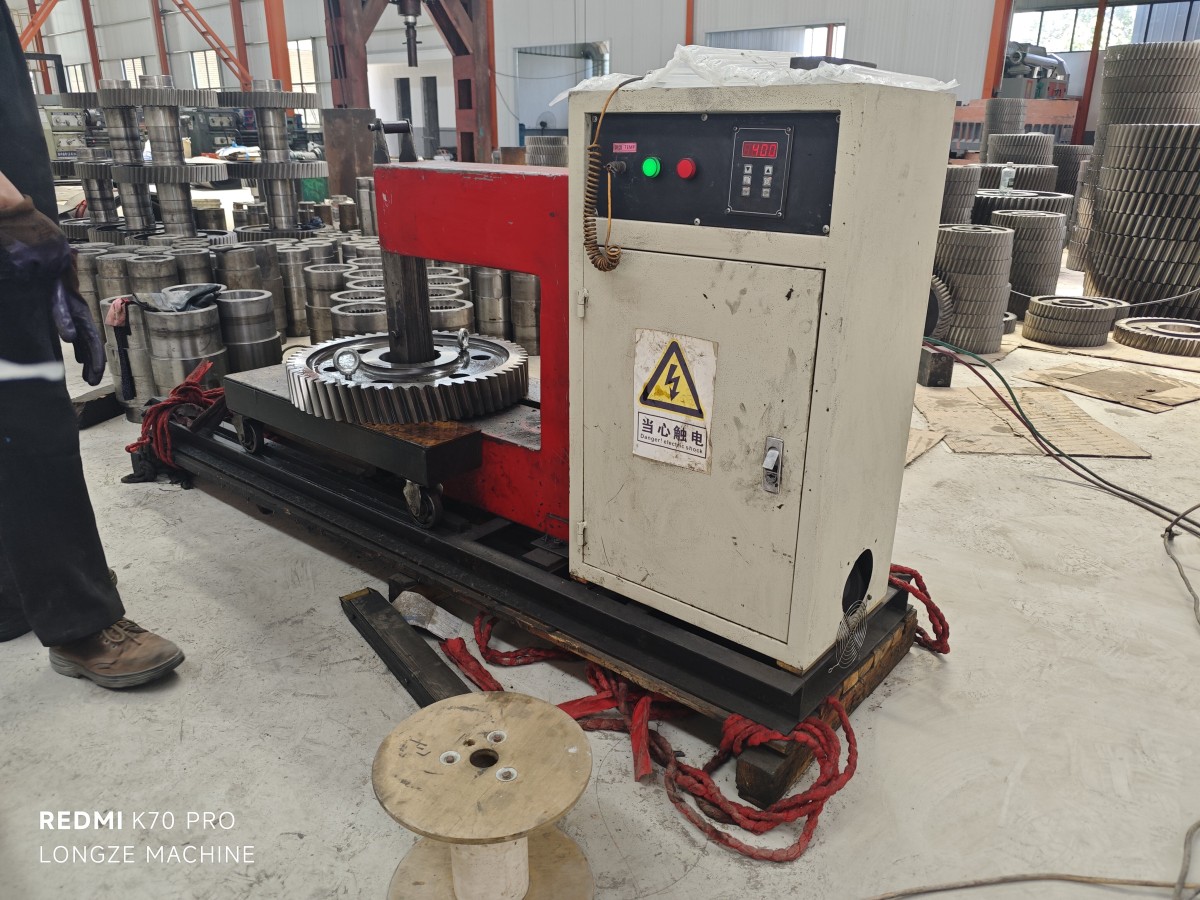 IMG_20250617_111044 LONGZE Pellet Machine Gear box workshop showing