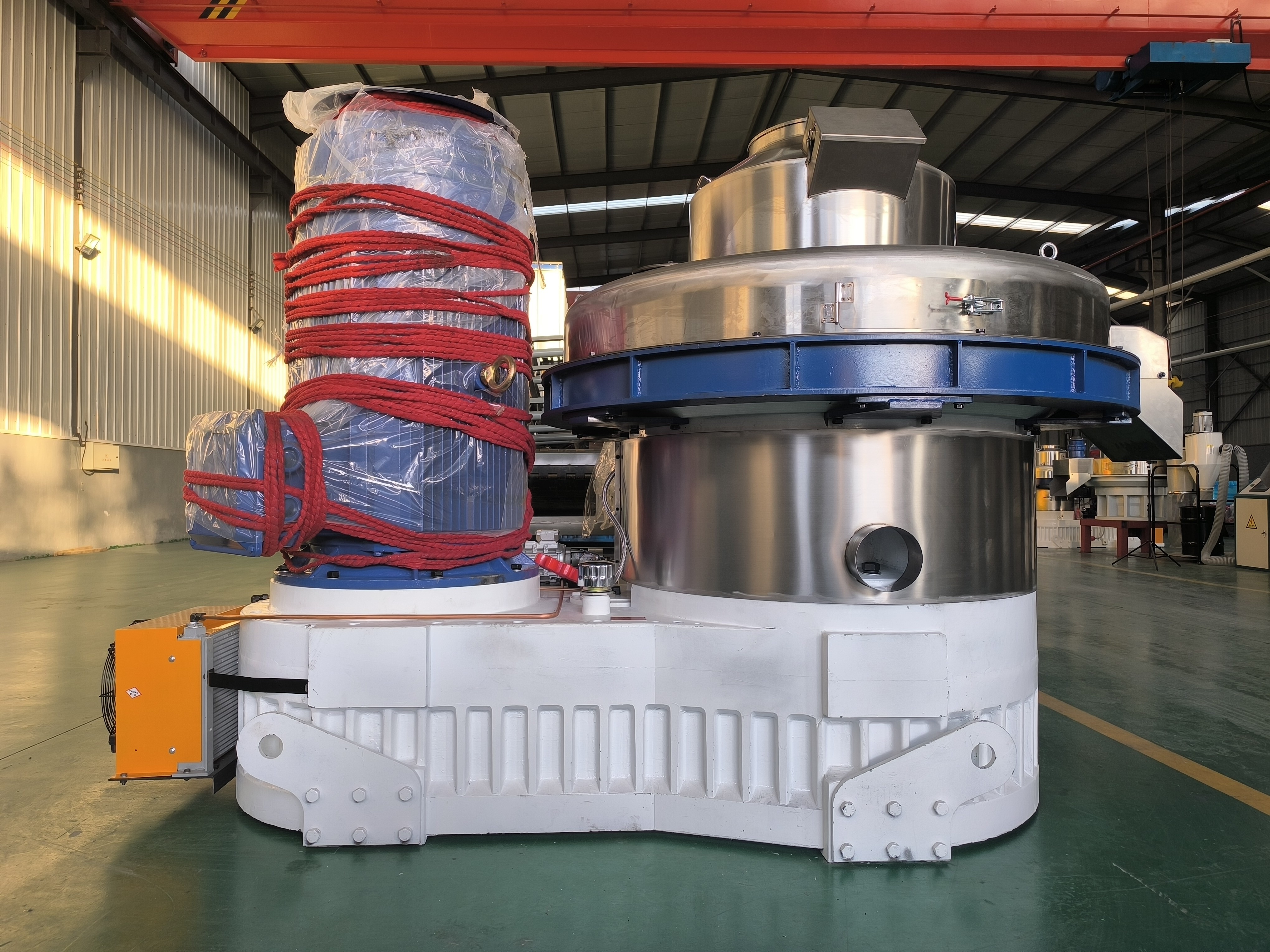 Stock Indonesia 9th generation XGJ850 Pellet Machine