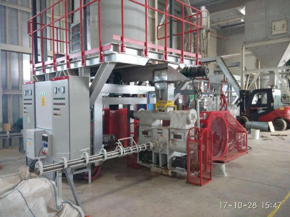 0.6-1.2T/H 50-100mm Solid Briquette Machine