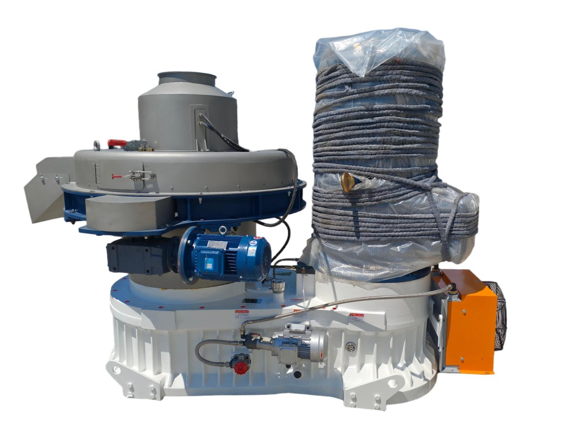 Longze 8th Generation 160kw XGJ700 Pellet Mill Display