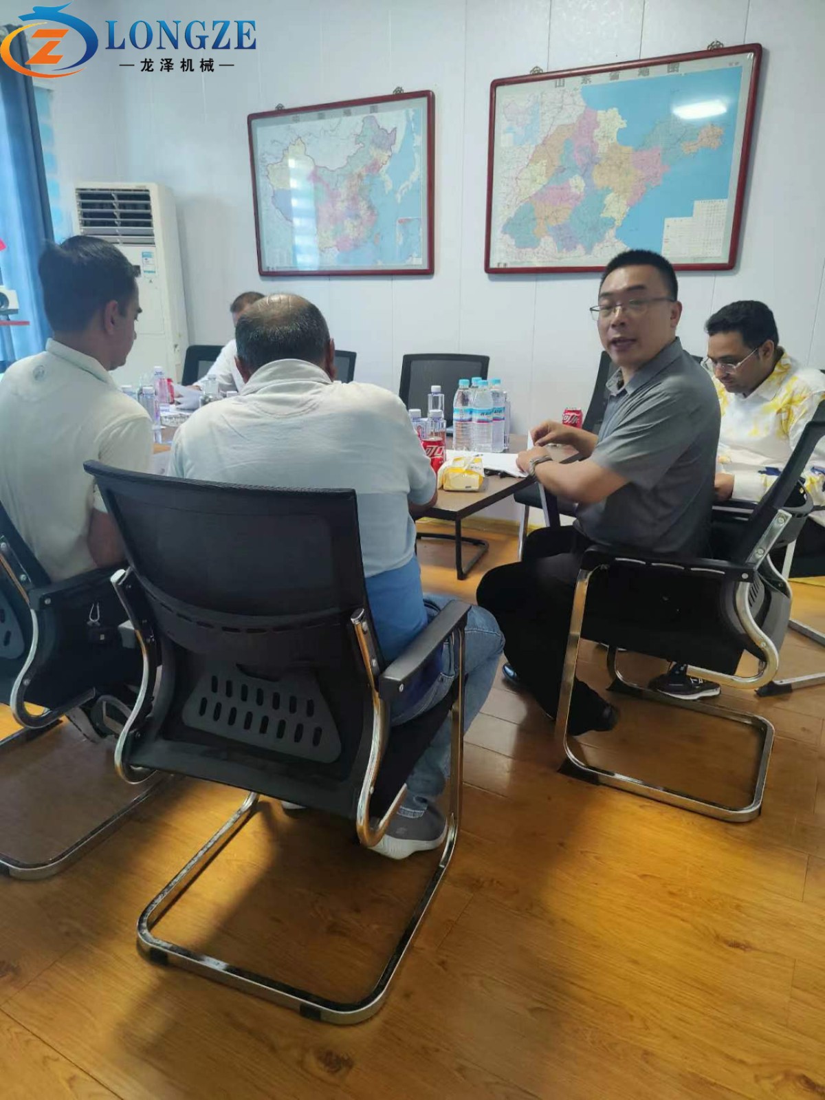 微信图片_20230811083642.png WELCOME INDIAN CUSTOMERS COME TO VISIT OUR FACTOREY