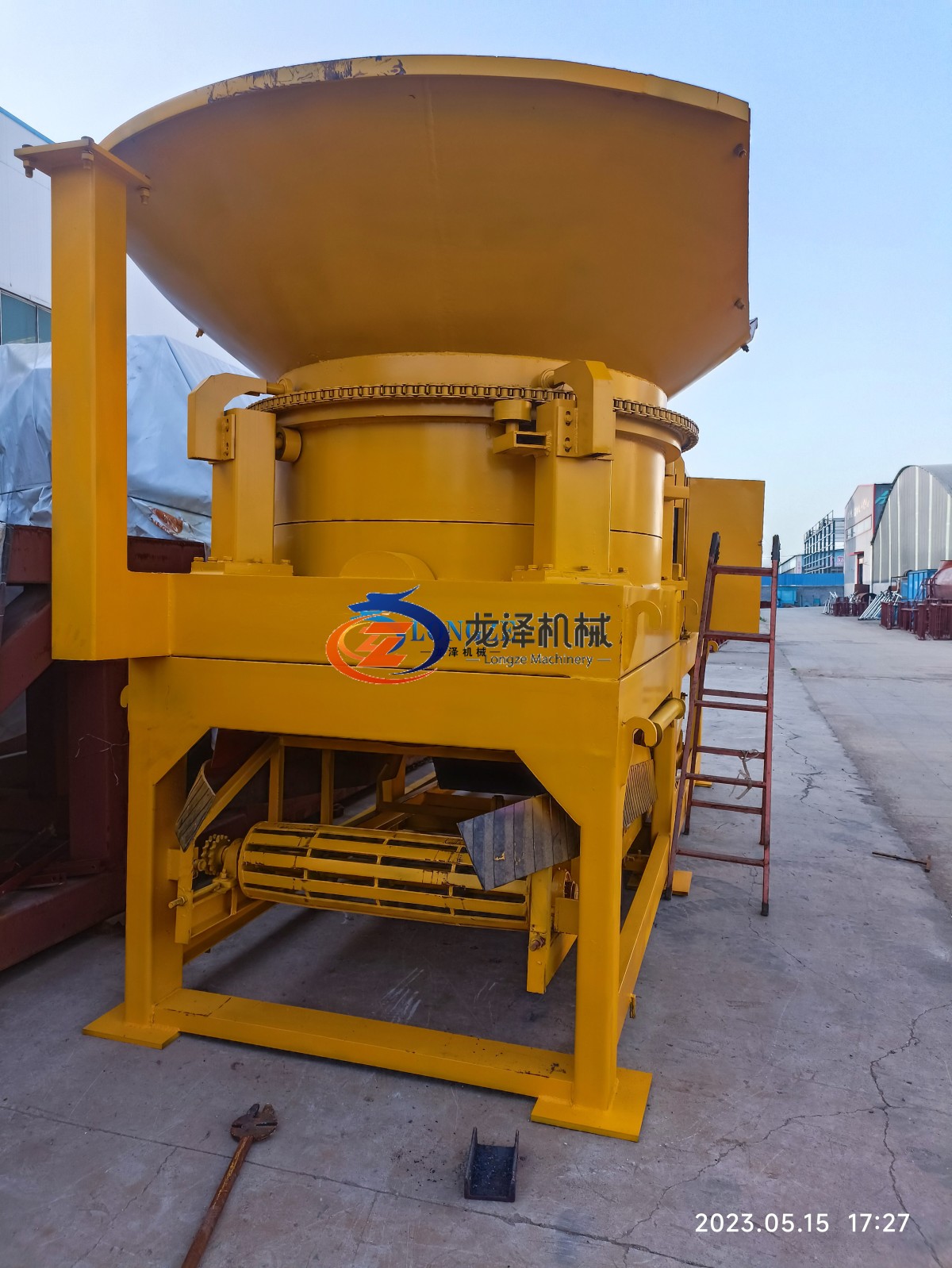 4.png INTRODUCTION TO TREE STUMP CRUSHER