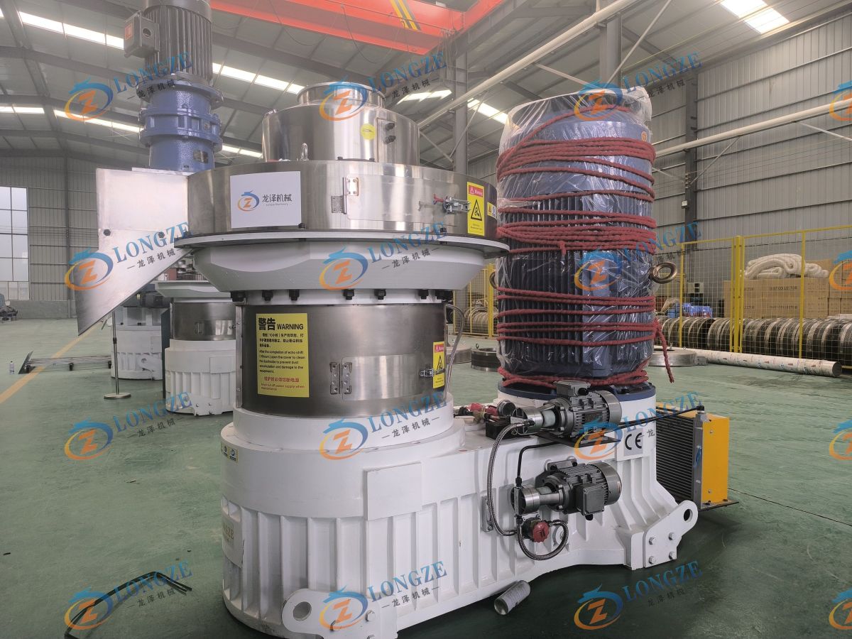 7TH 132KW XGJ560WOOD PELLET MACHINE SENT TO INDIA