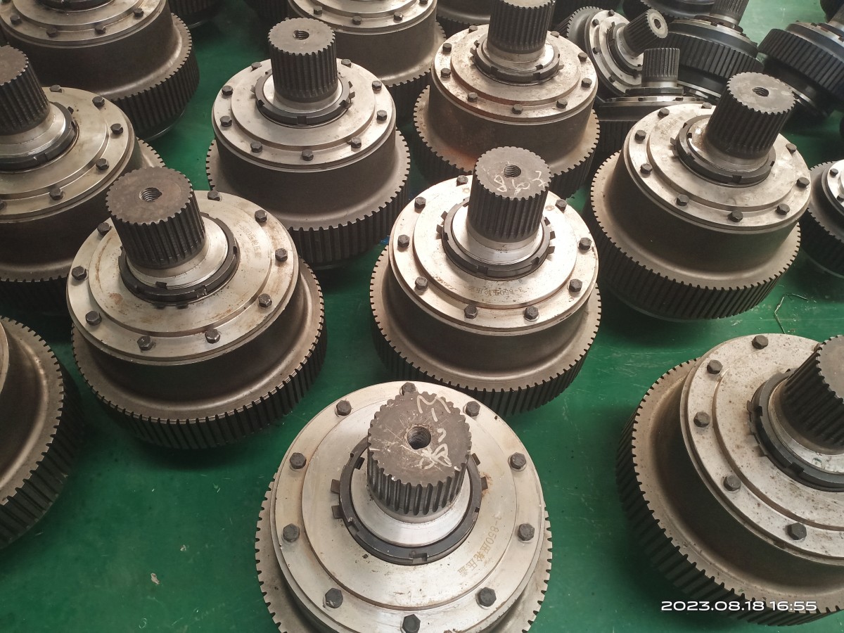 132KW XGJ560 WOOD PELLET MACHINE