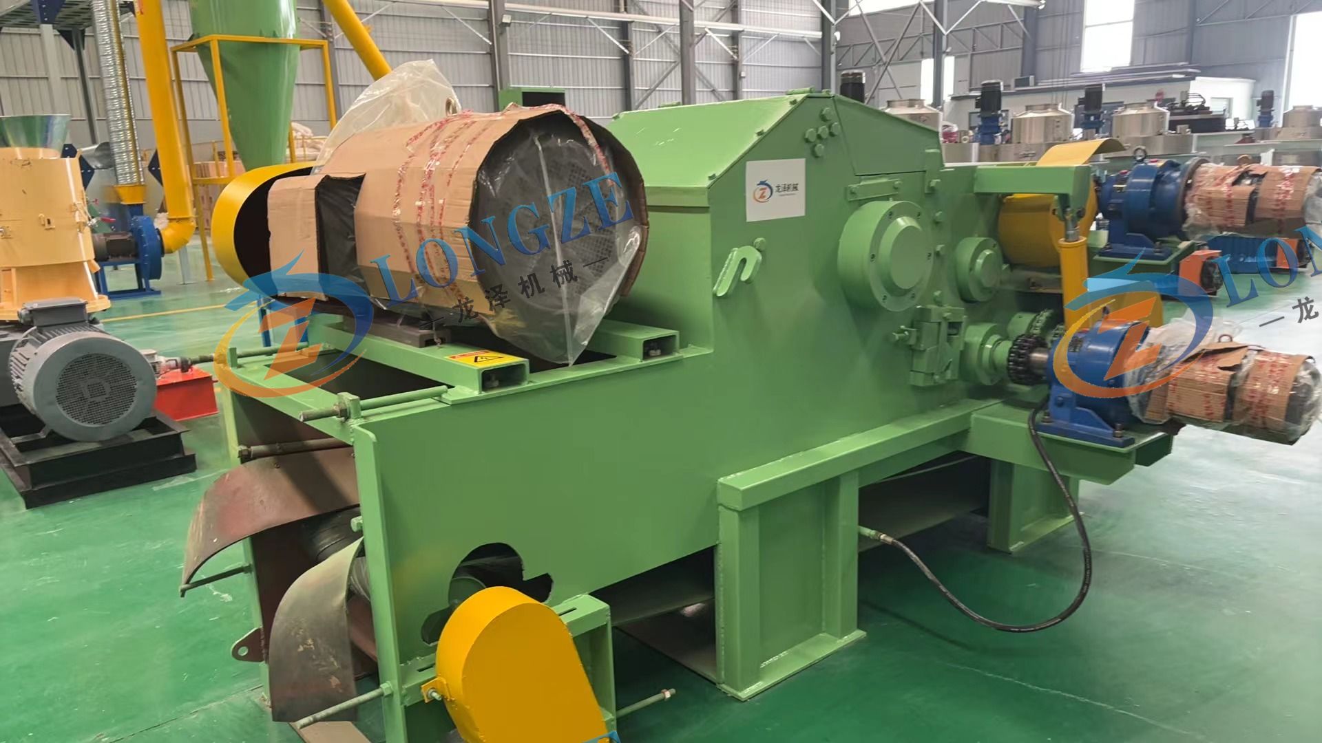 WOOD CHIPPER SENT TO SOUTH AMERICA