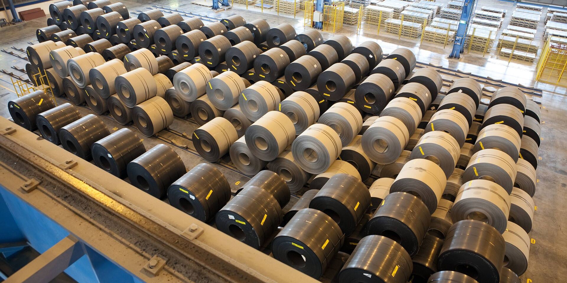 The difference between carbon steel and stainless steel The difference between carbon steel and stainless steel