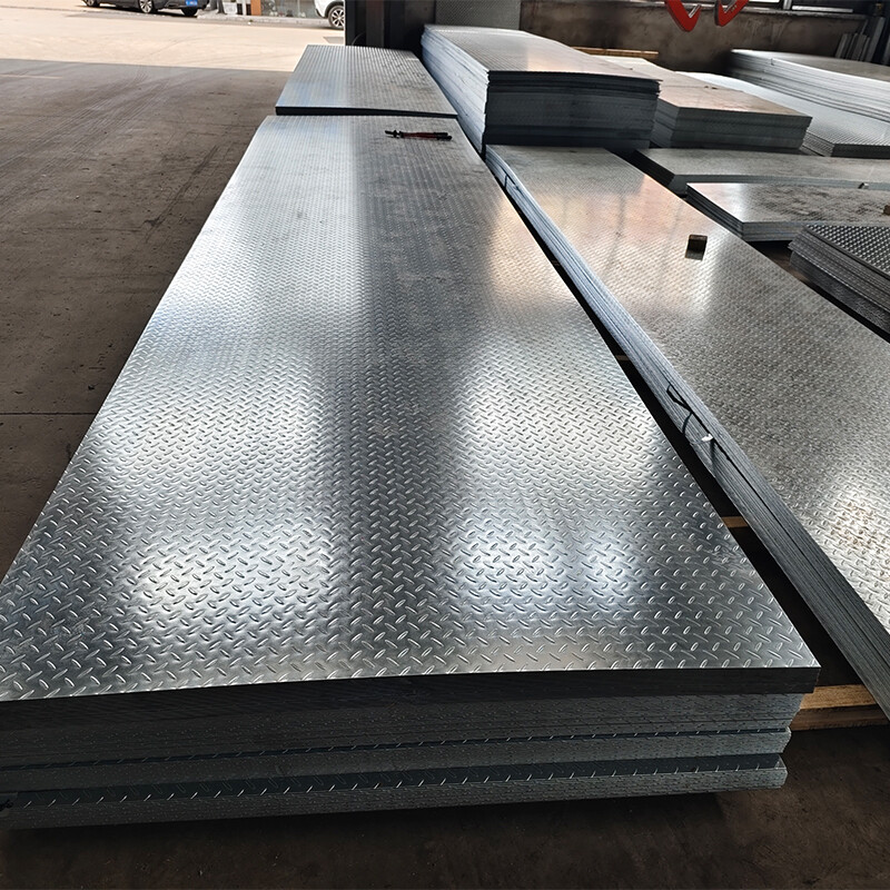 Galvanized checker plate