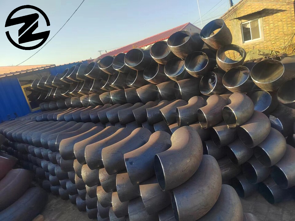 Carbon steel elbow