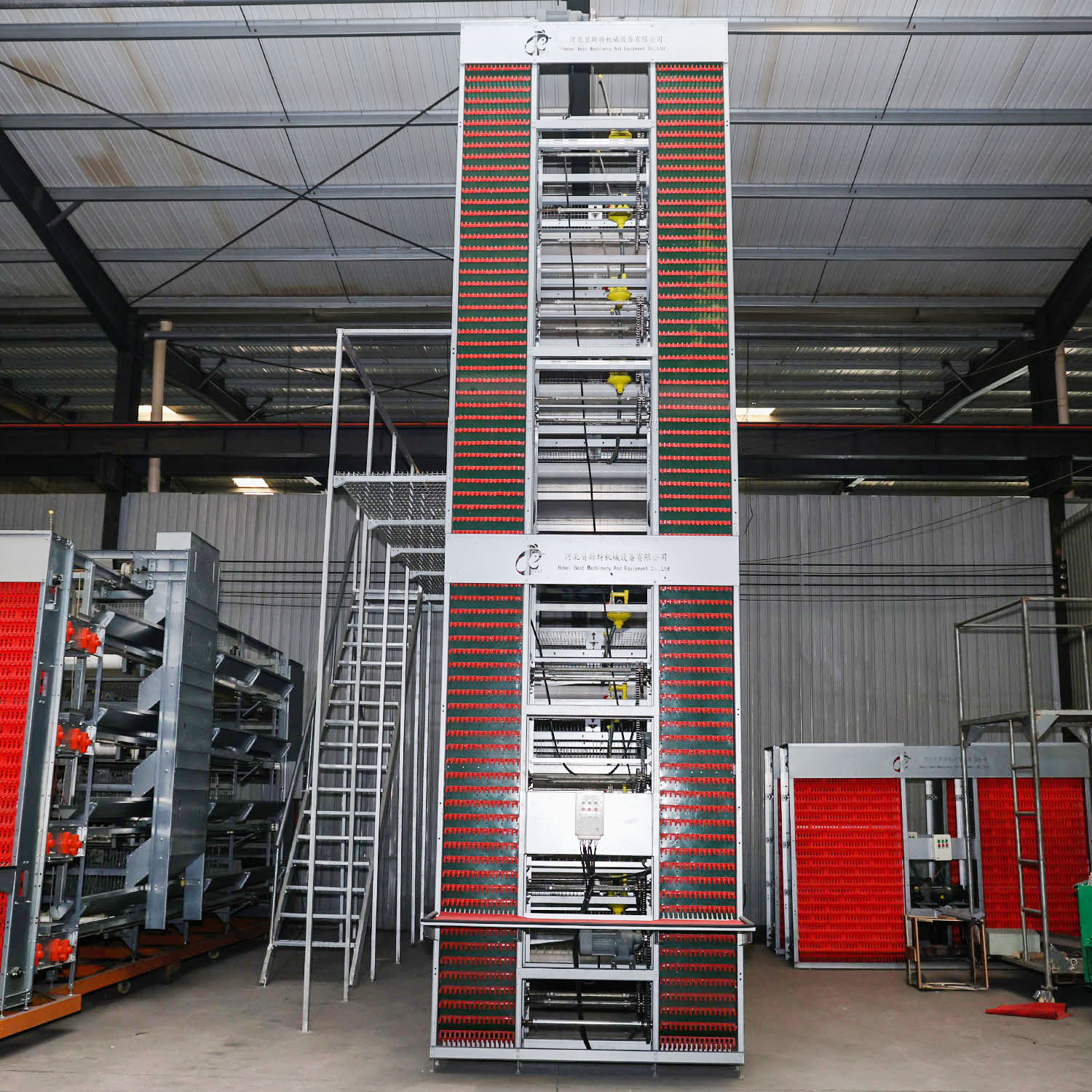 The H type layer chicken cage system has become a prevalent and productive solution in modern poultry farming