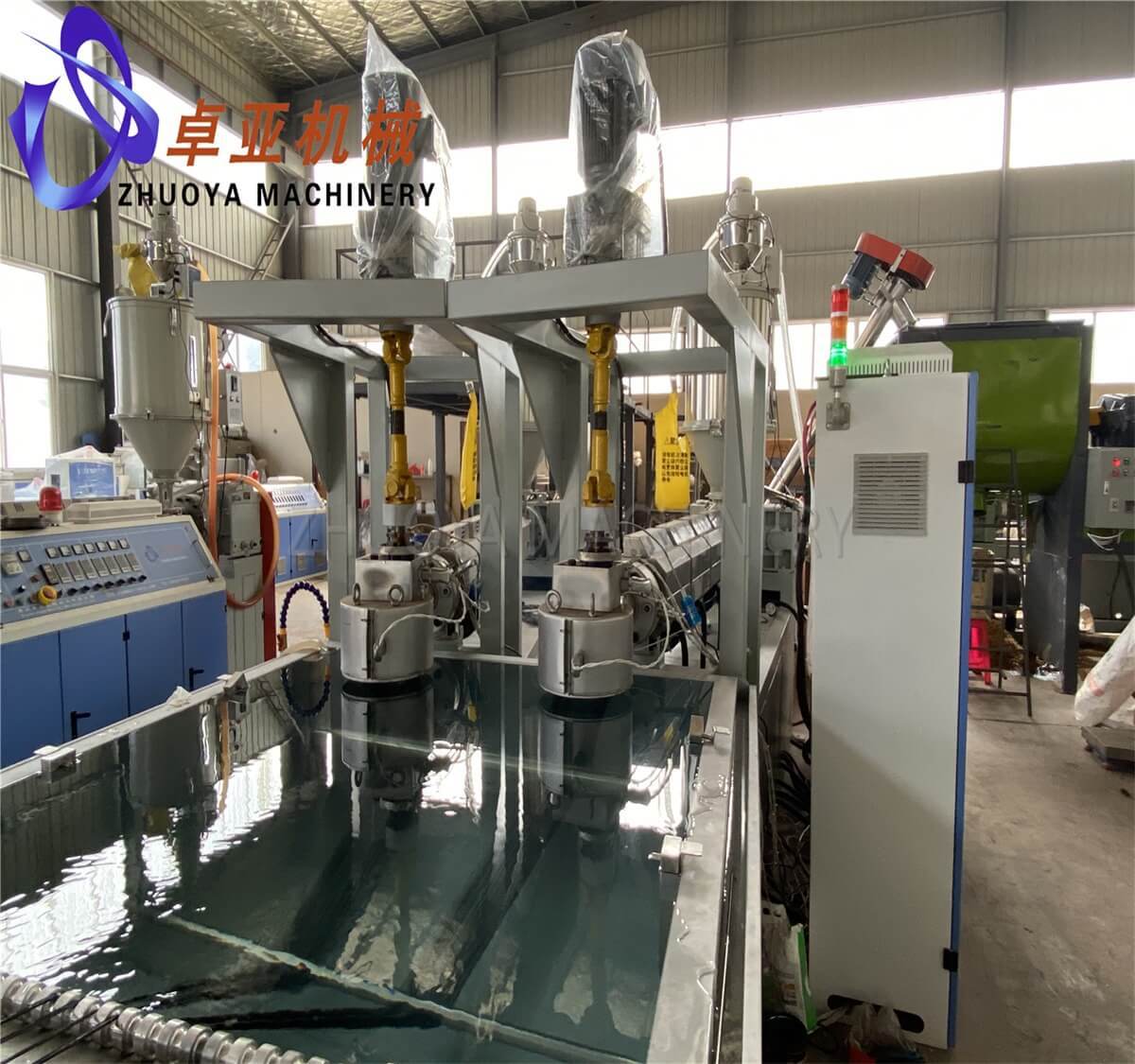 Double-extruder PET Hair Filament Machine Running Test